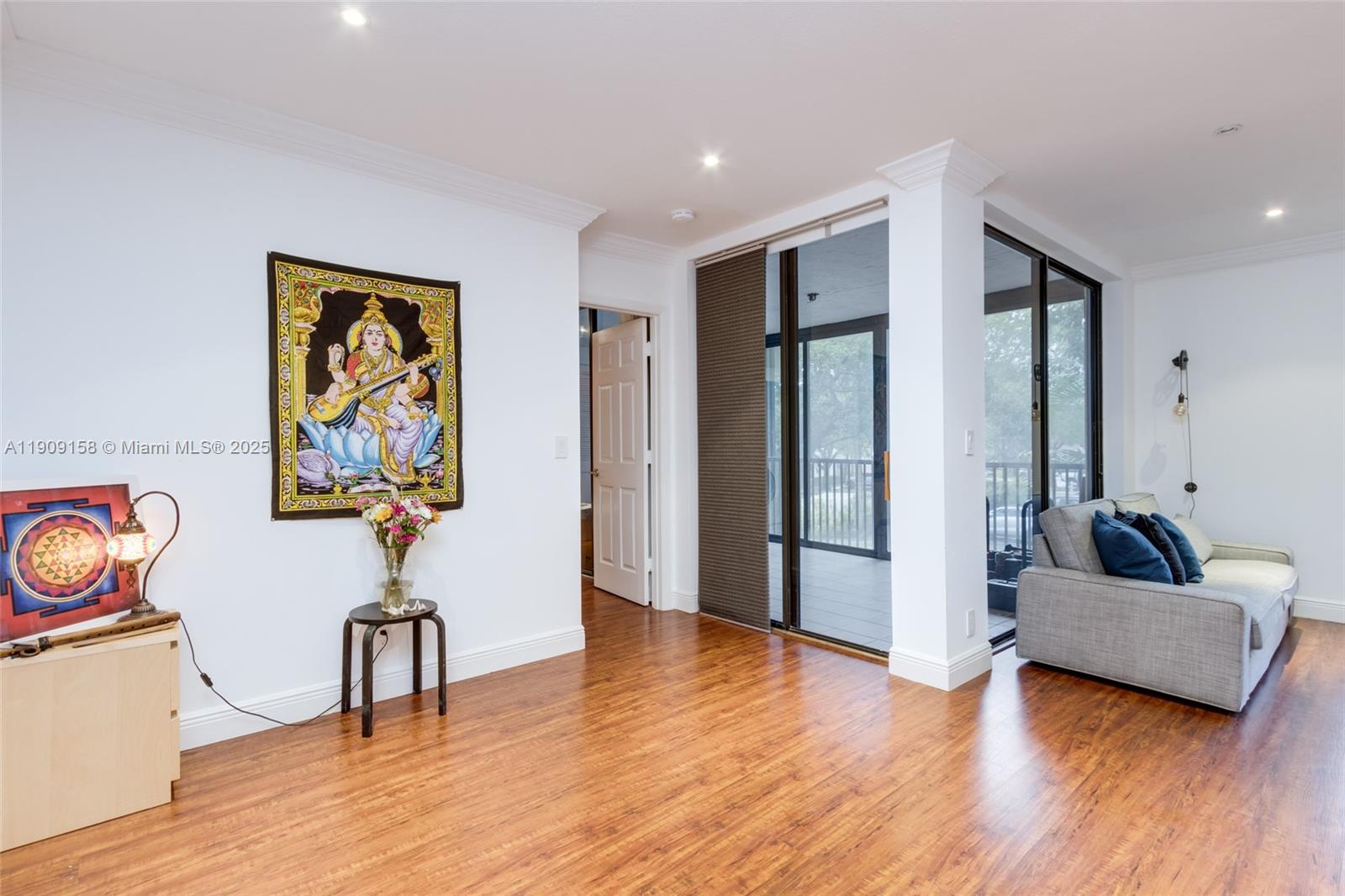 APPLEWOOD VILLAGE IV-E CO - Residential