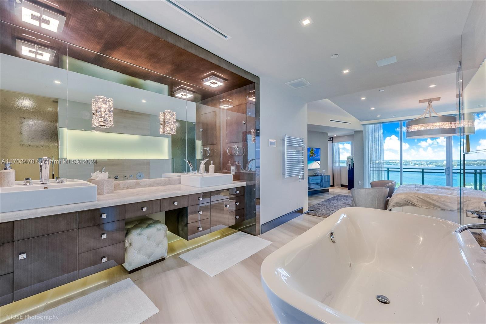 10295 COLLINS AVE RESDNTA - Residential