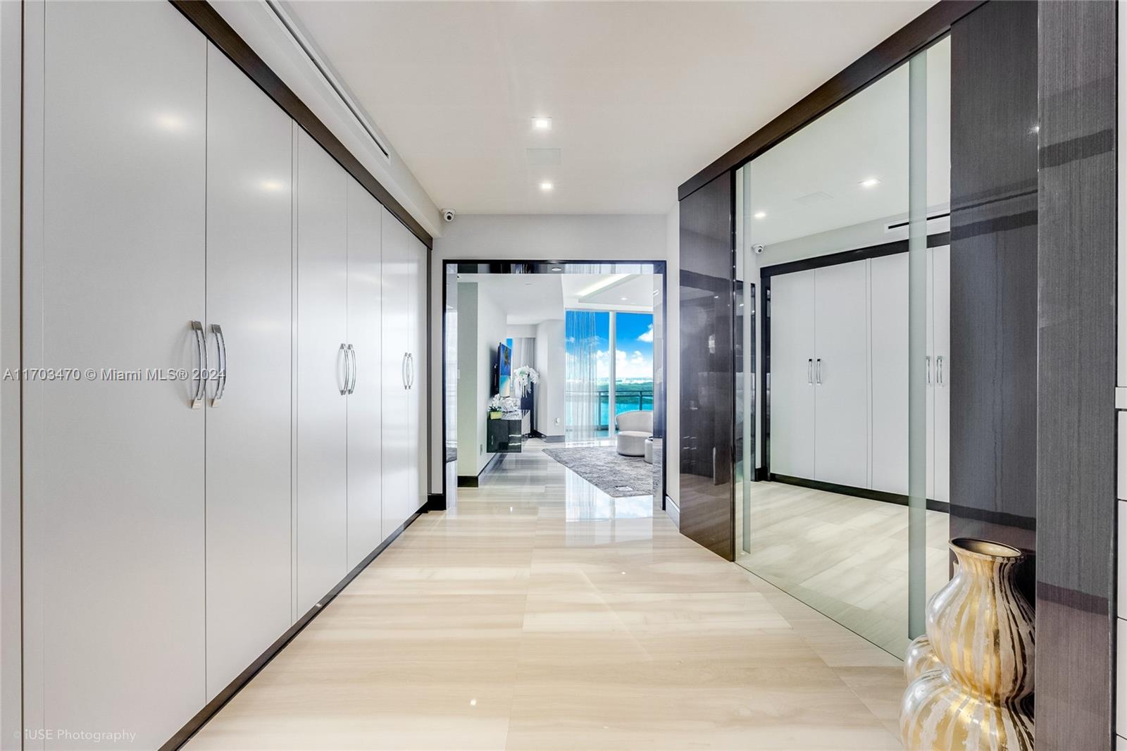 10295 COLLINS AVE RESDNTA - Residential