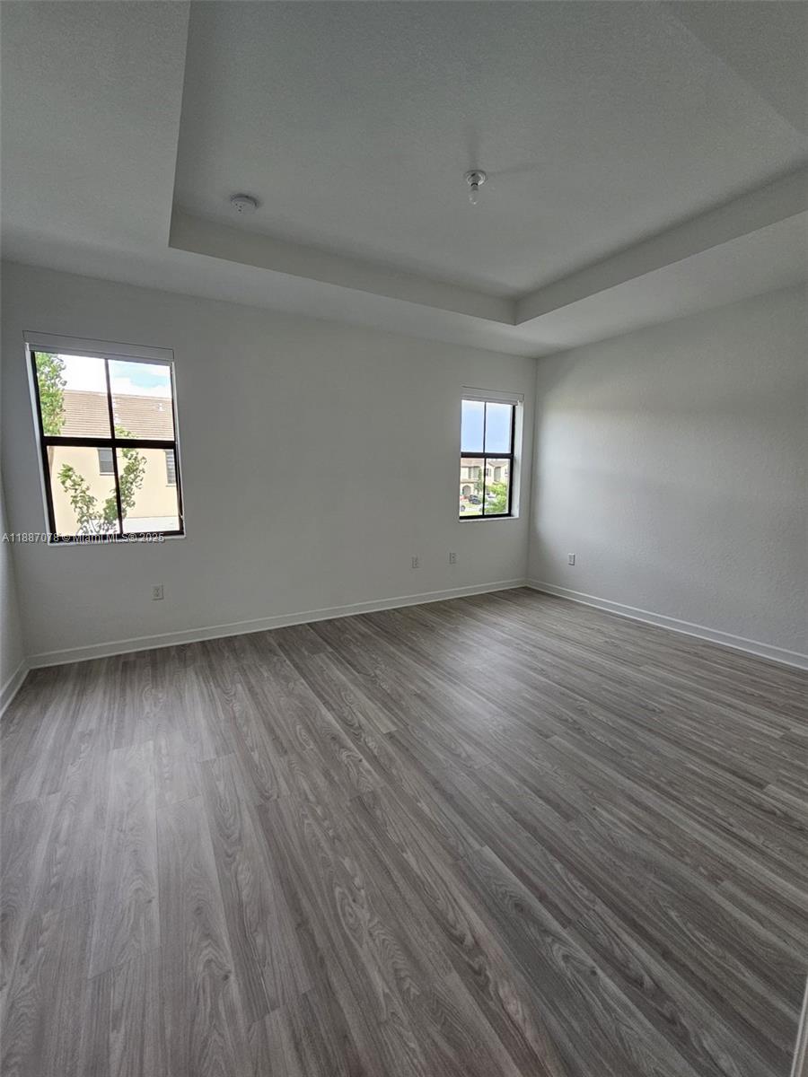 AQUABELLA NORTH REPLAT - Residential Lease