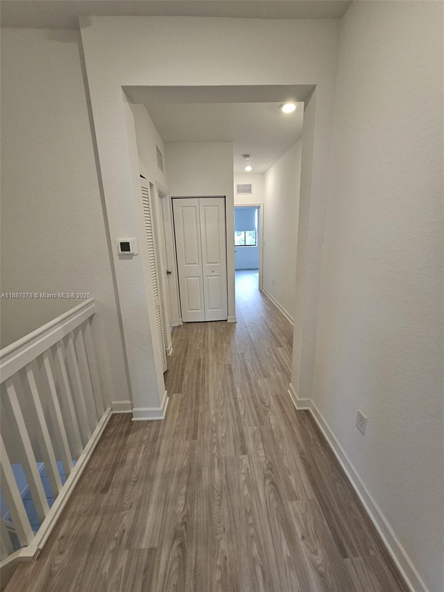 AQUABELLA NORTH REPLAT - Residential Lease