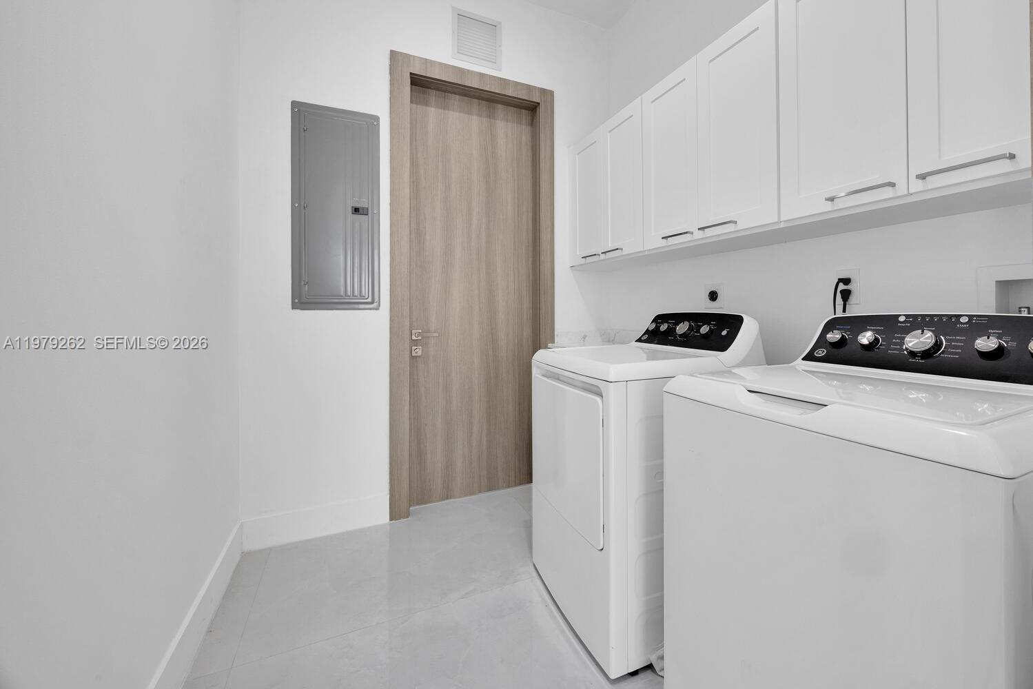 EDGEWATER PARK AMD PL - Residential