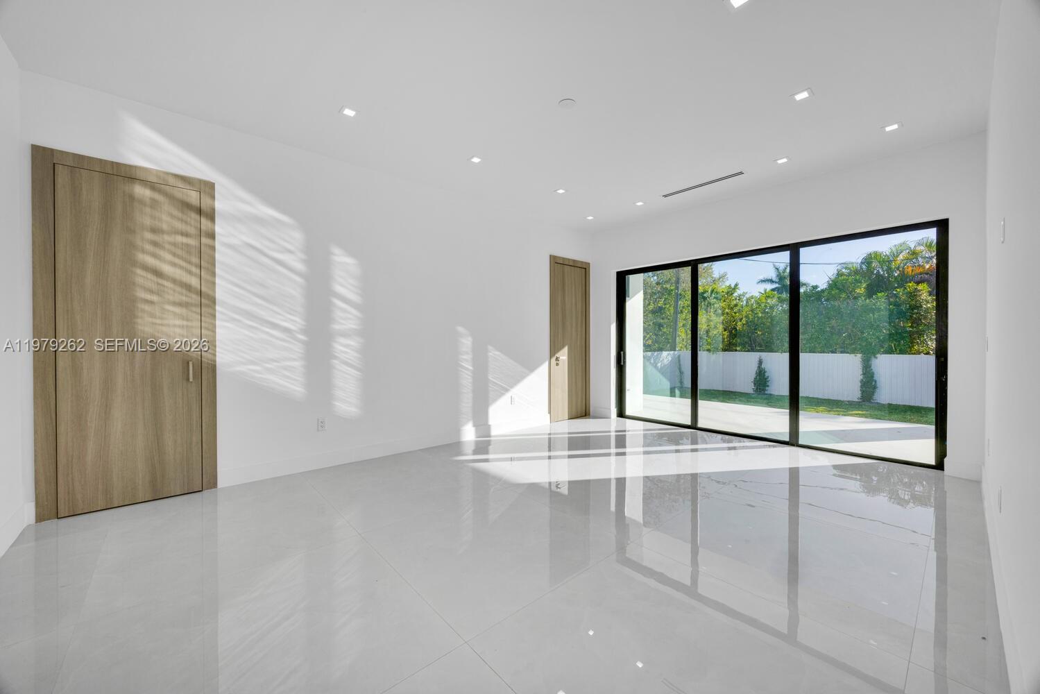 EDGEWATER PARK AMD PL - Residential