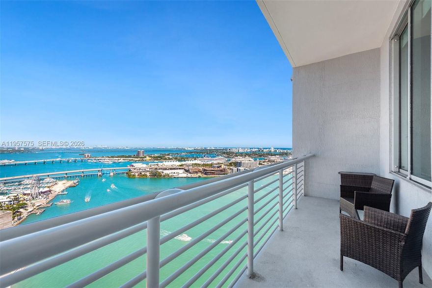 A stylish PENTHOUSE with dramatic 12-foot ceilings delivering breathtaking views of Biscayne Bay, Miami Beach and Port of Miami. This highly sought-after "10-line" floor plan delivers an open layout, featuring a bright and airy living space. The kitchen offers an abundance of storage space, and a breakfast-bar that continues into the main living space. Enjoy mesmerizing views, day or night, from the North-facing balcony: Never-ending water views by day; dazzling lights of Downtown Miami by night. Enjoy one of Miami's most desired waterfront locations: minutes from Bayfront Park, Brickell City Centre, Pérez Art Museum, Kaseya Center, Adrienne Arsht Center for the Performing Arts and more.