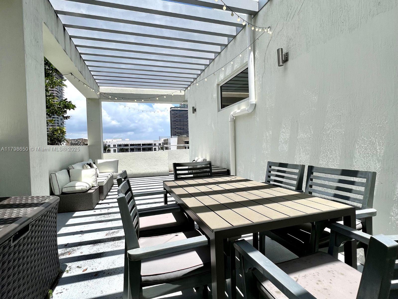 321 Ne 26th St Ph904, Miami, Broward County, Florida - 2 Bedrooms  
2 Bathrooms - 