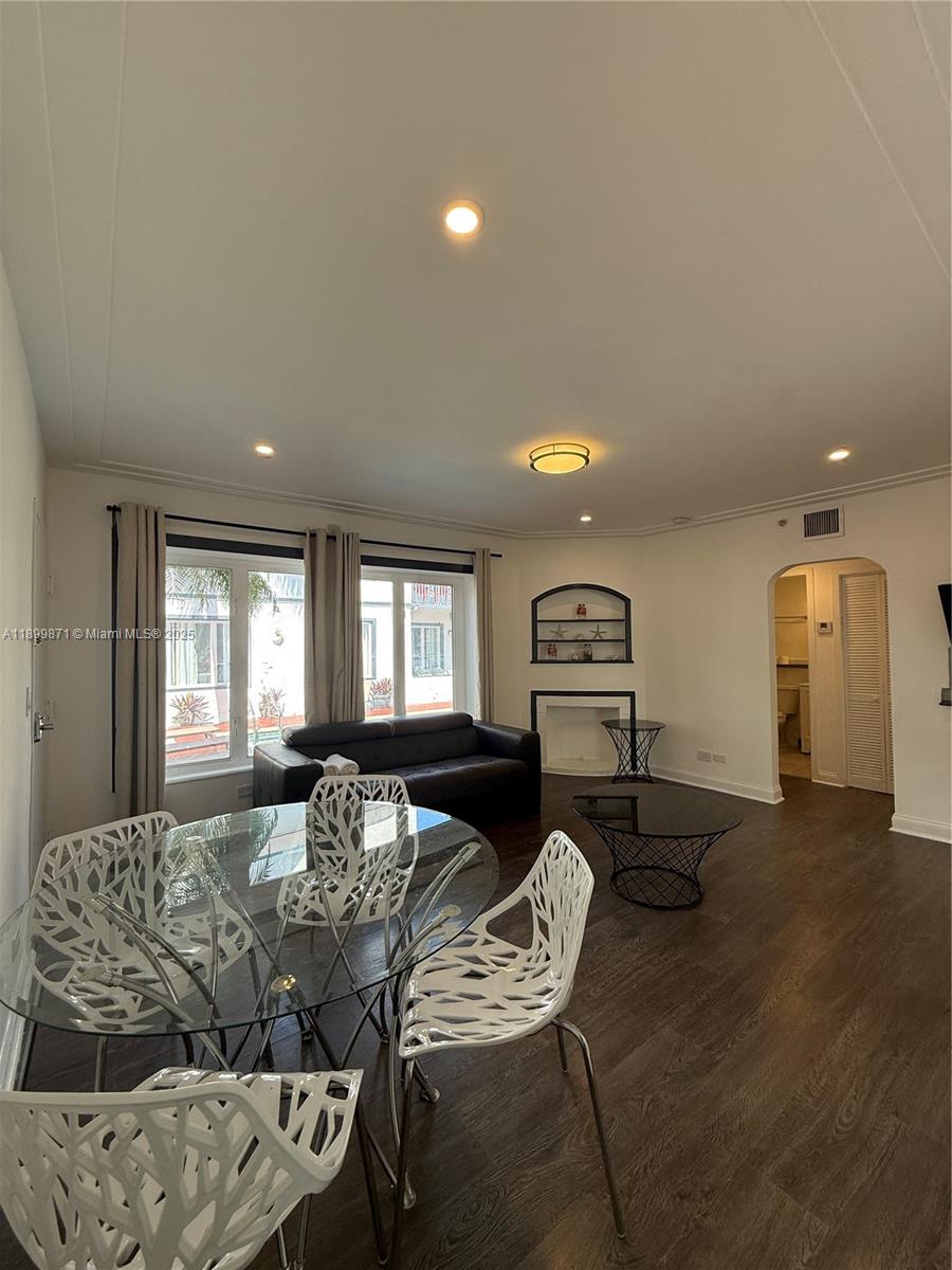 LINCOLN SUB - Residential Lease