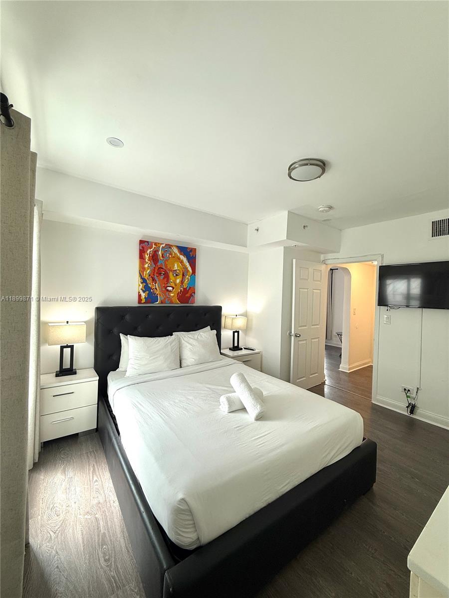 LINCOLN SUB - Residential Lease