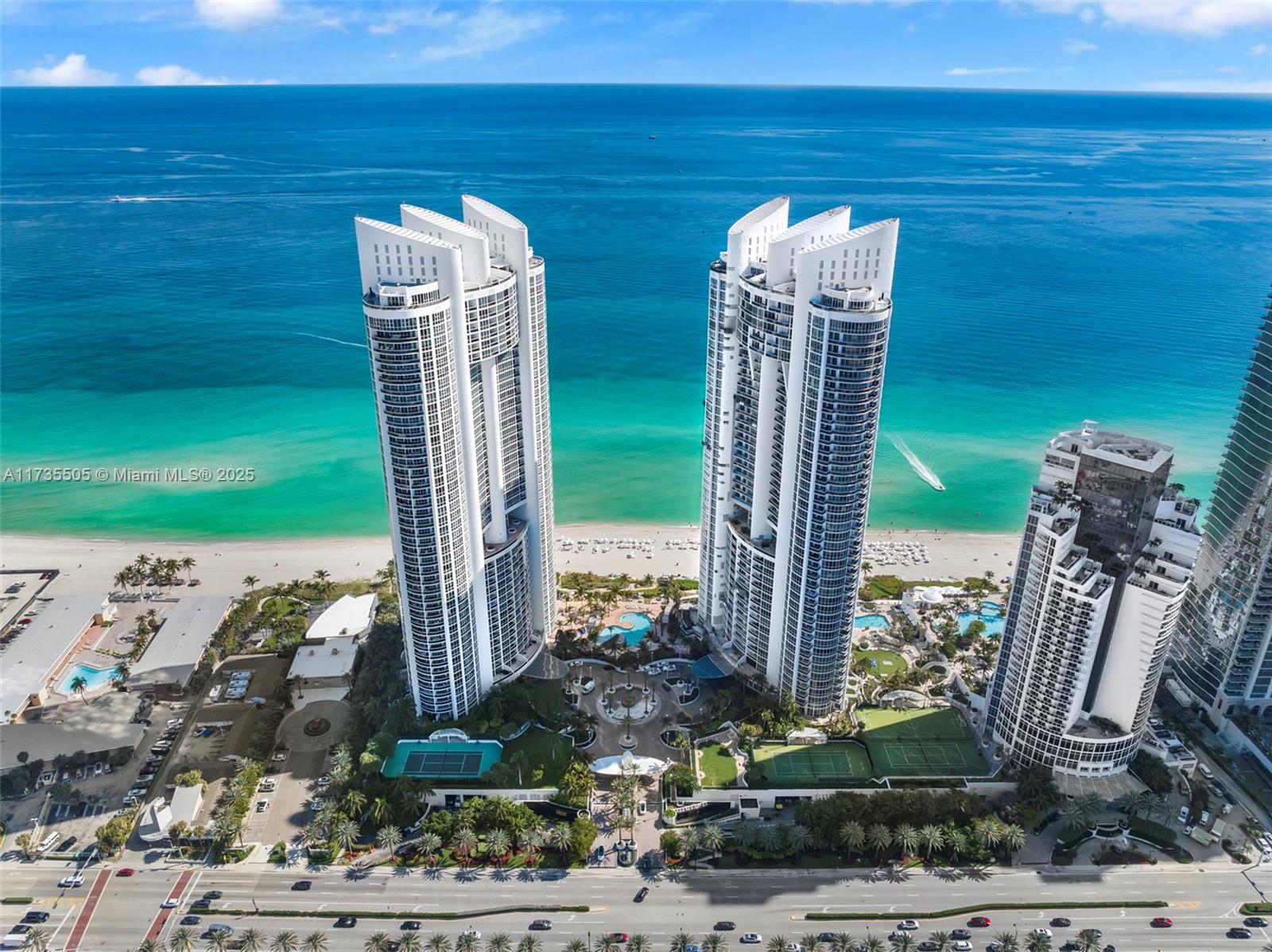 TRUMP ROYALE CONDO - Land