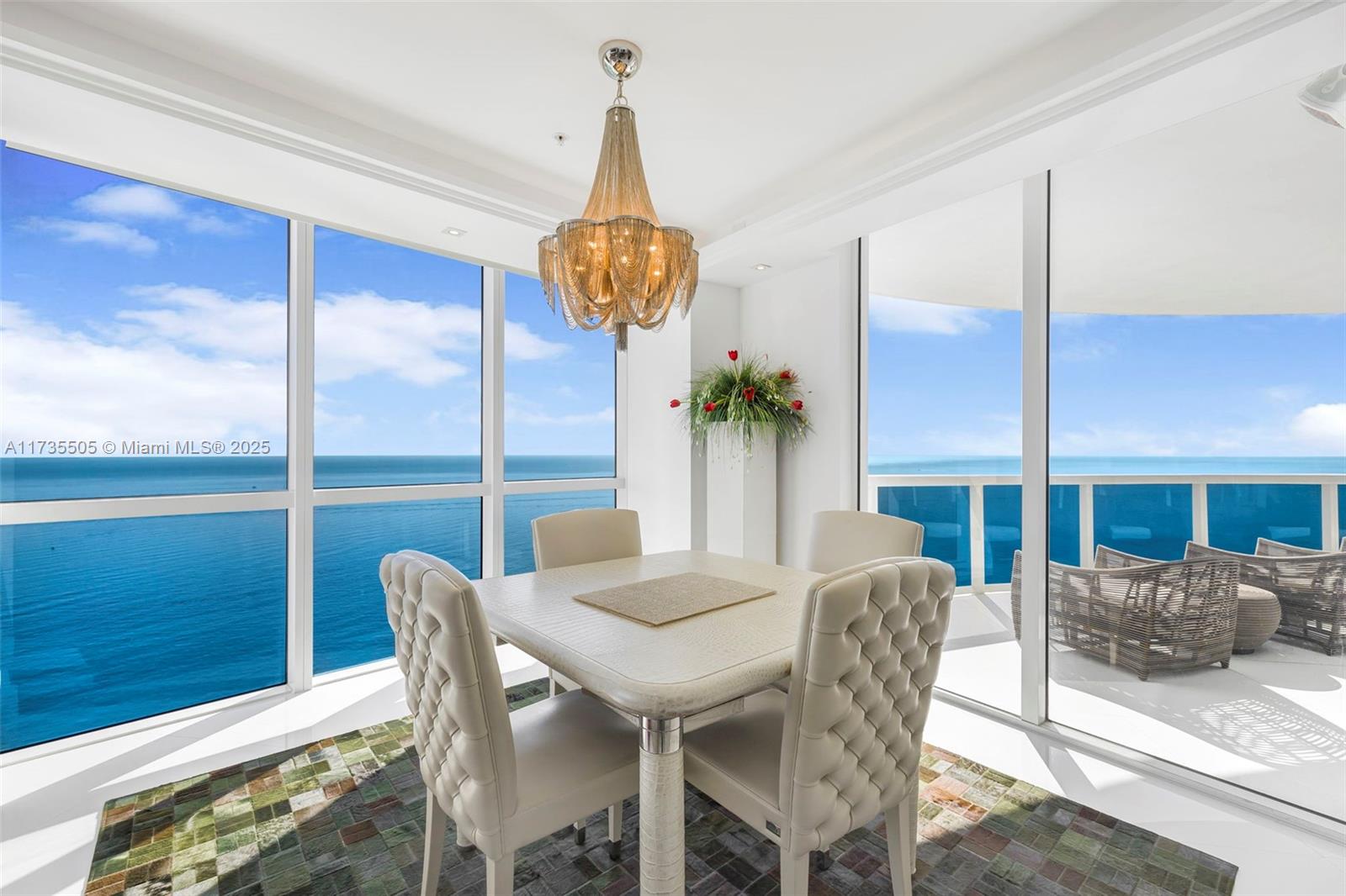 TRUMP ROYALE CONDO - Land