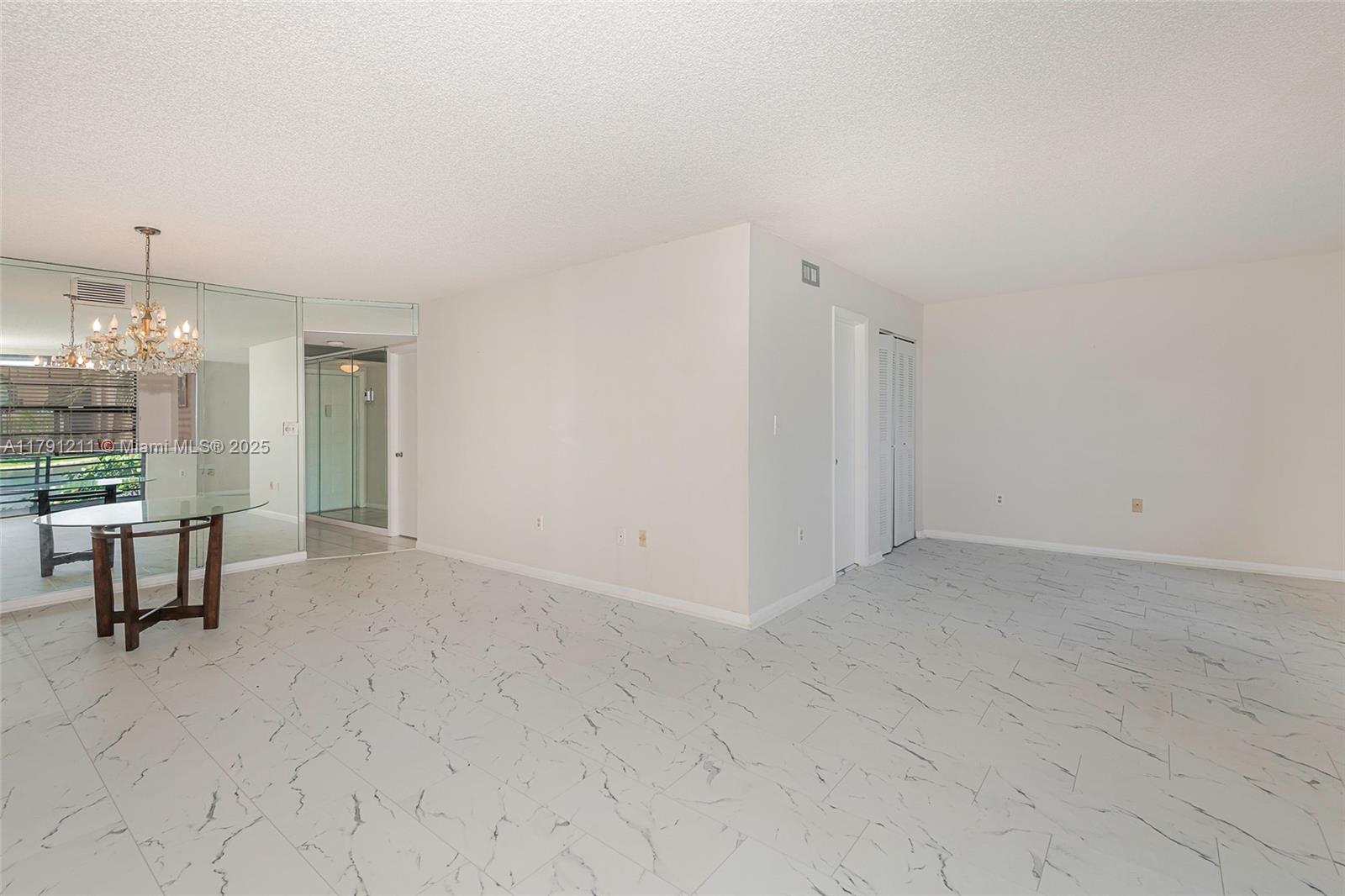 1100 Colony Point Cir 208