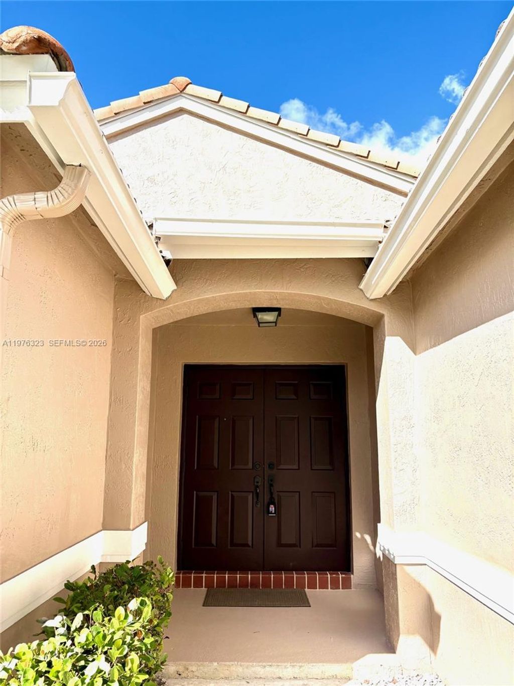 Photo of 14215 NW 21st St, Pembroke Pines, FL 33028 (MLS # A11976323)