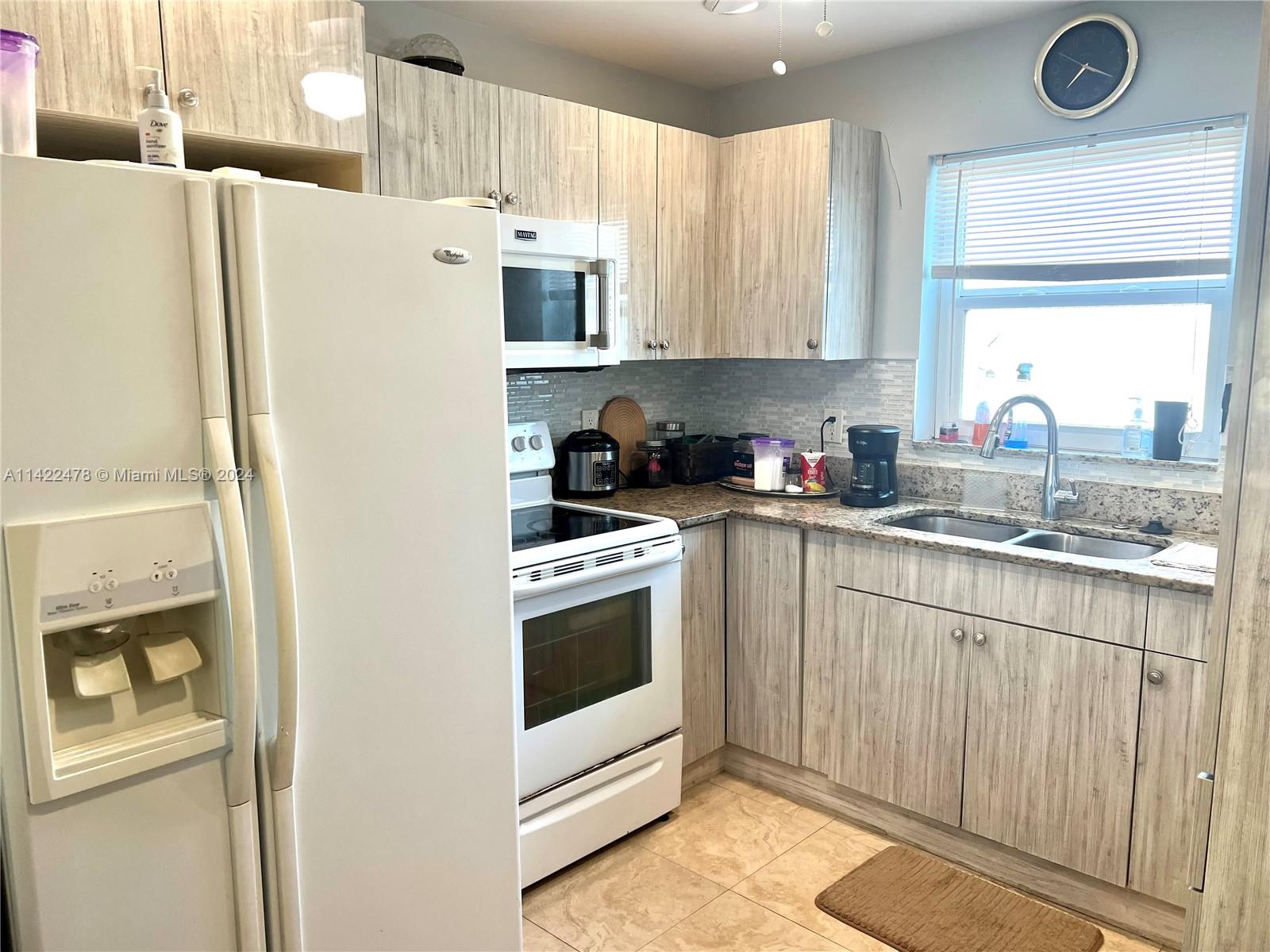 HAVEN HOUSE NO 2 CONDO - Residential