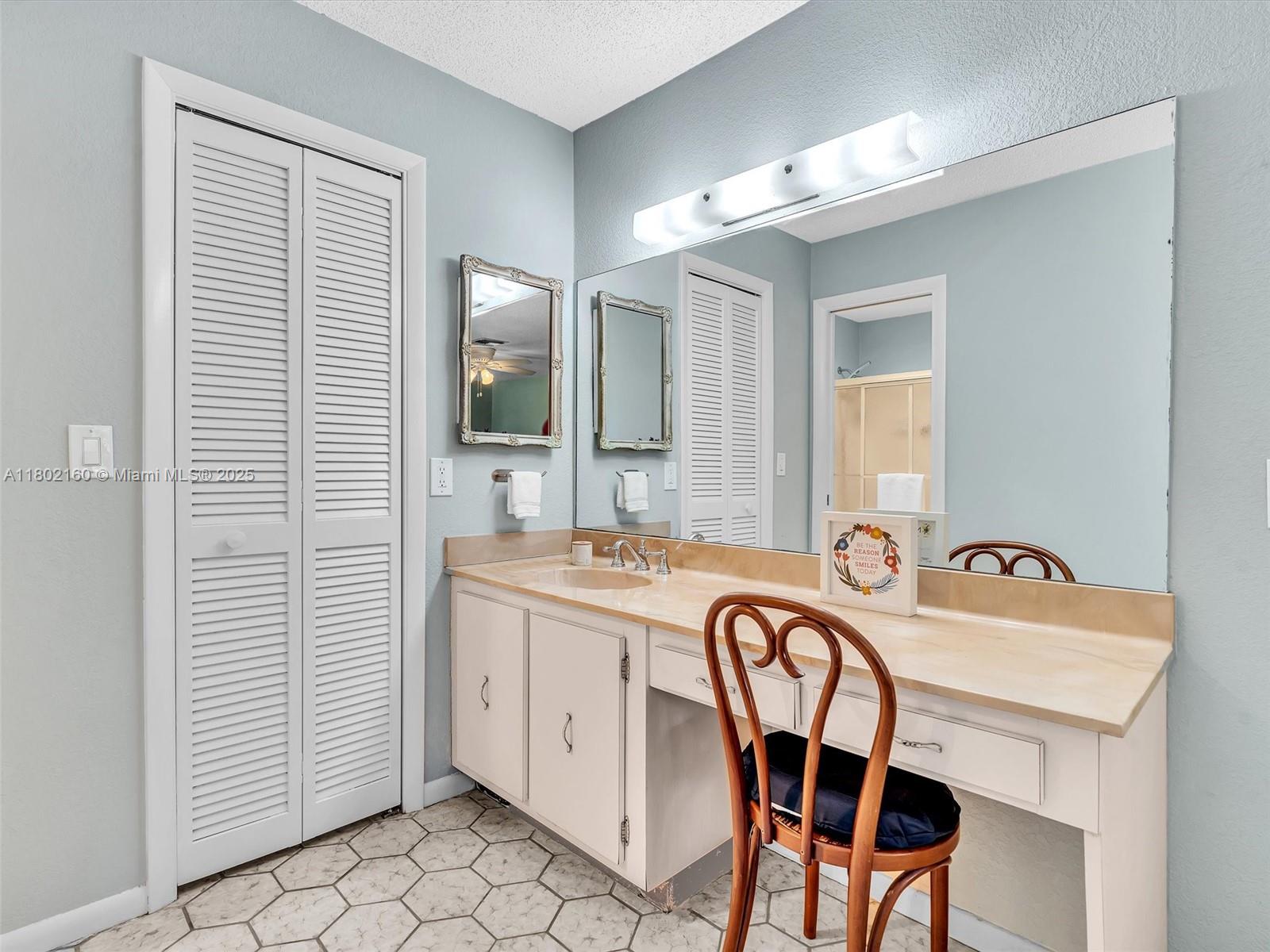 PALM GREENS AT VILLA DEL - Residential