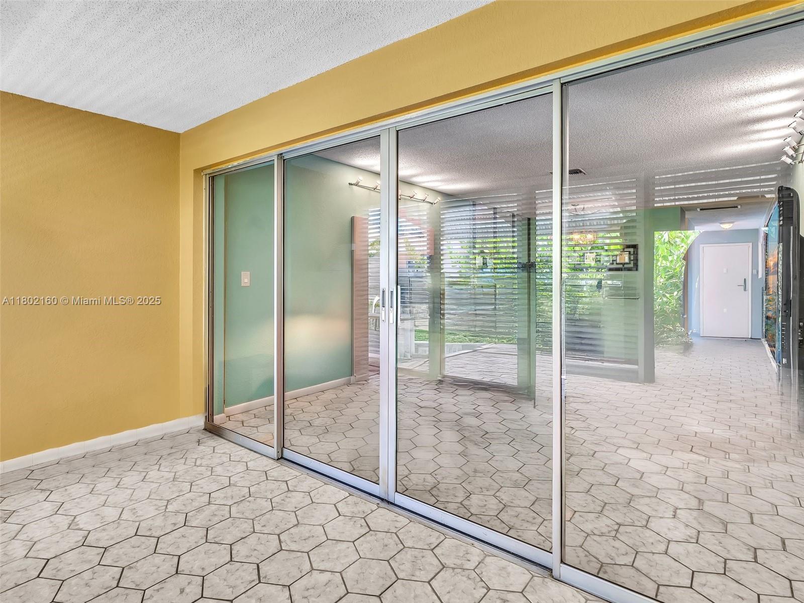 PALM GREENS AT VILLA DEL - Residential