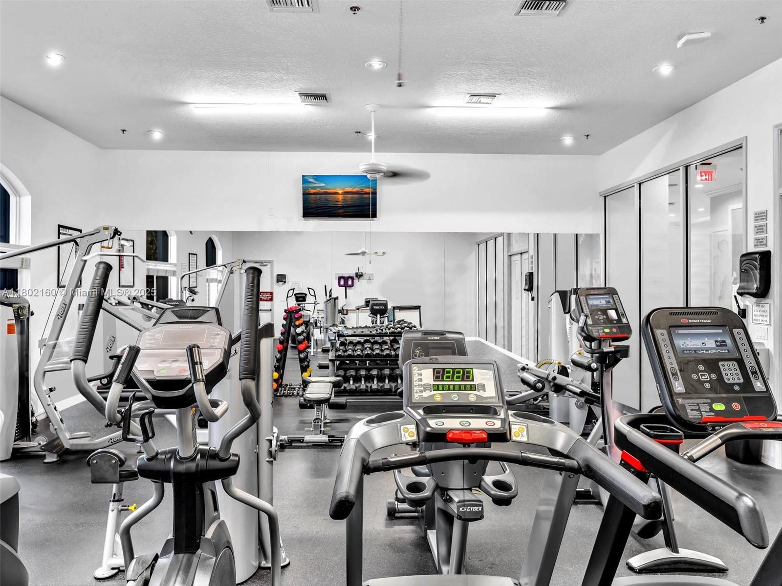 PALM GREENS AT VILLA DEL - Residential