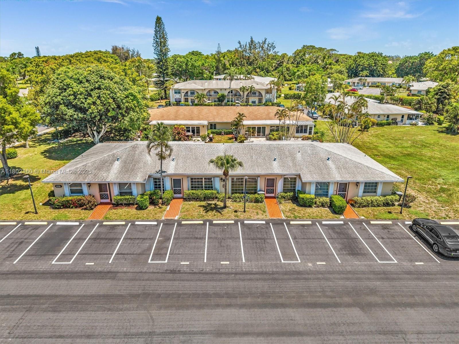 PALM GREENS AT VILLA DEL - Residential