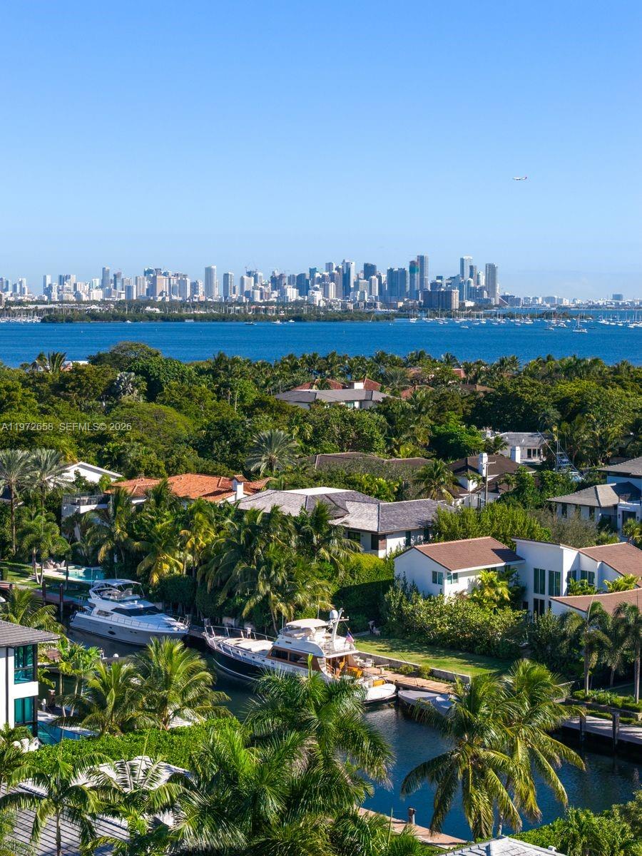 SUNRISE HARBOUR REV PL - Residential