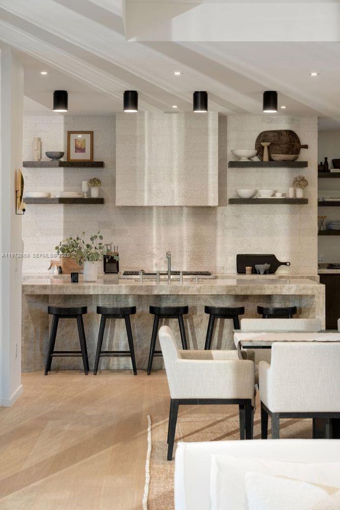 SUNRISE HARBOUR REV PL - Residential