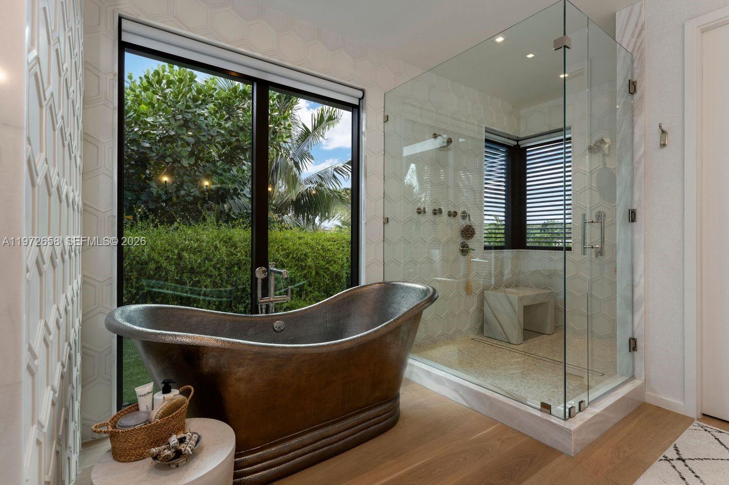 SUNRISE HARBOUR REV PL - Residential