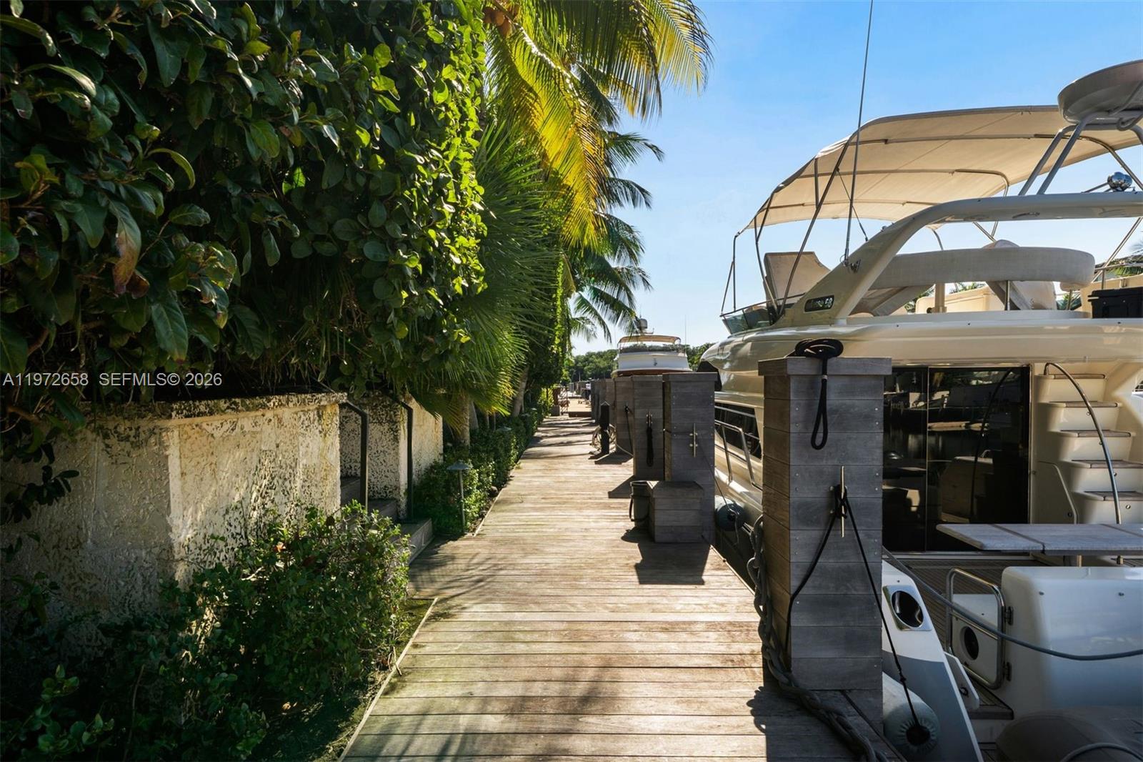 SUNRISE HARBOUR REV PL - Residential