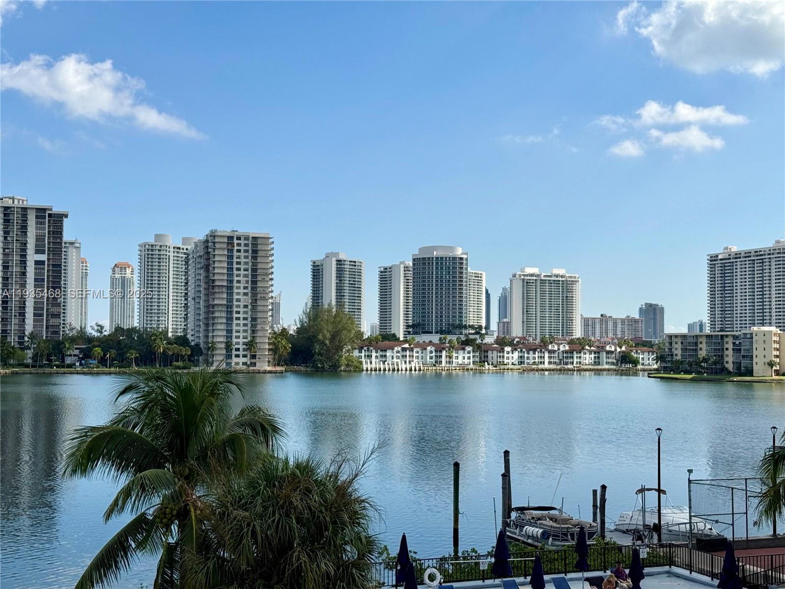 COMMODORE PLAZA CONDO - Residential