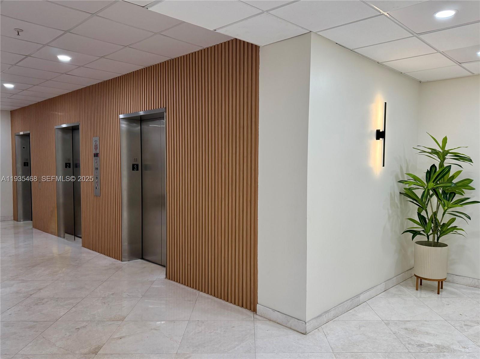 COMMODORE PLAZA CONDO - Residential