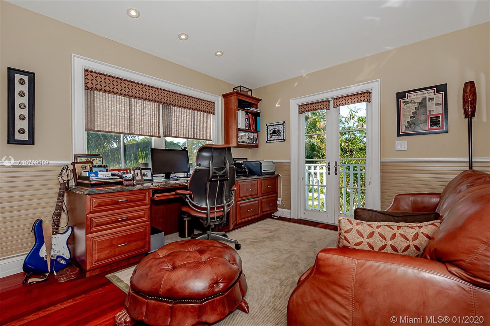 HOLIDAY COLONY - Residential