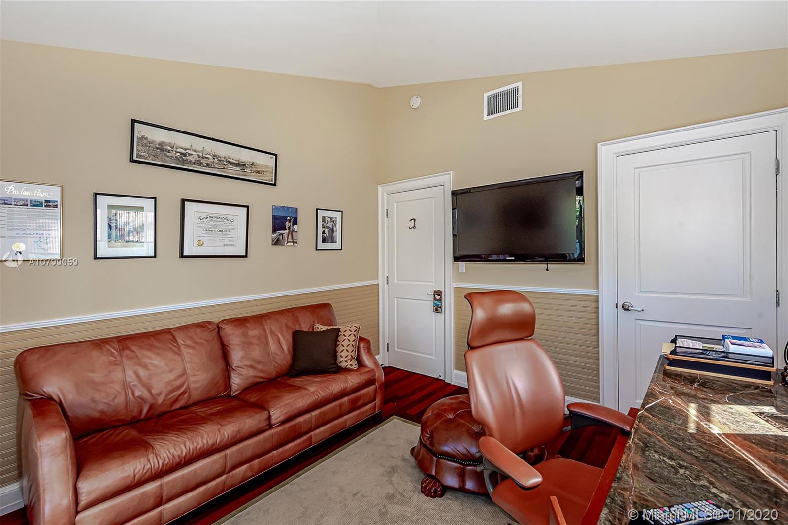 HOLIDAY COLONY - Residential