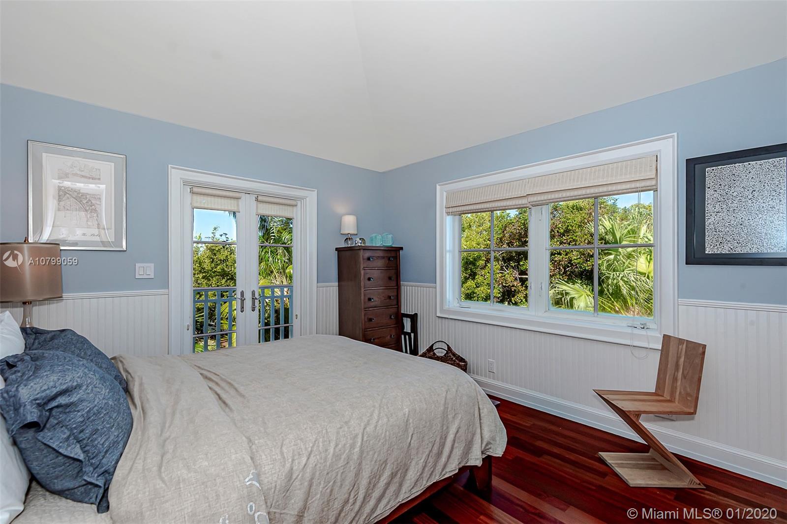 HOLIDAY COLONY - Residential