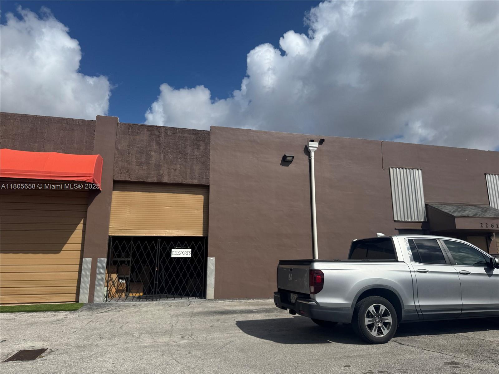 4,000 sq.ft. Warehouse Bay; 1- Street Level Loading Door; 18’ Clear Ceiling Height; Air Conditioned Offices (3) & Bathroom; Zoned M-1 (Industrial); Direct Exposure/Frontage on W 76th Street.