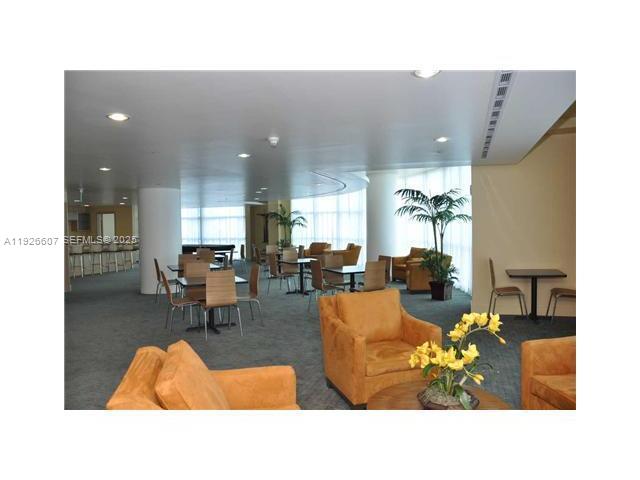 CITY 24 CONDO - Residential Lease