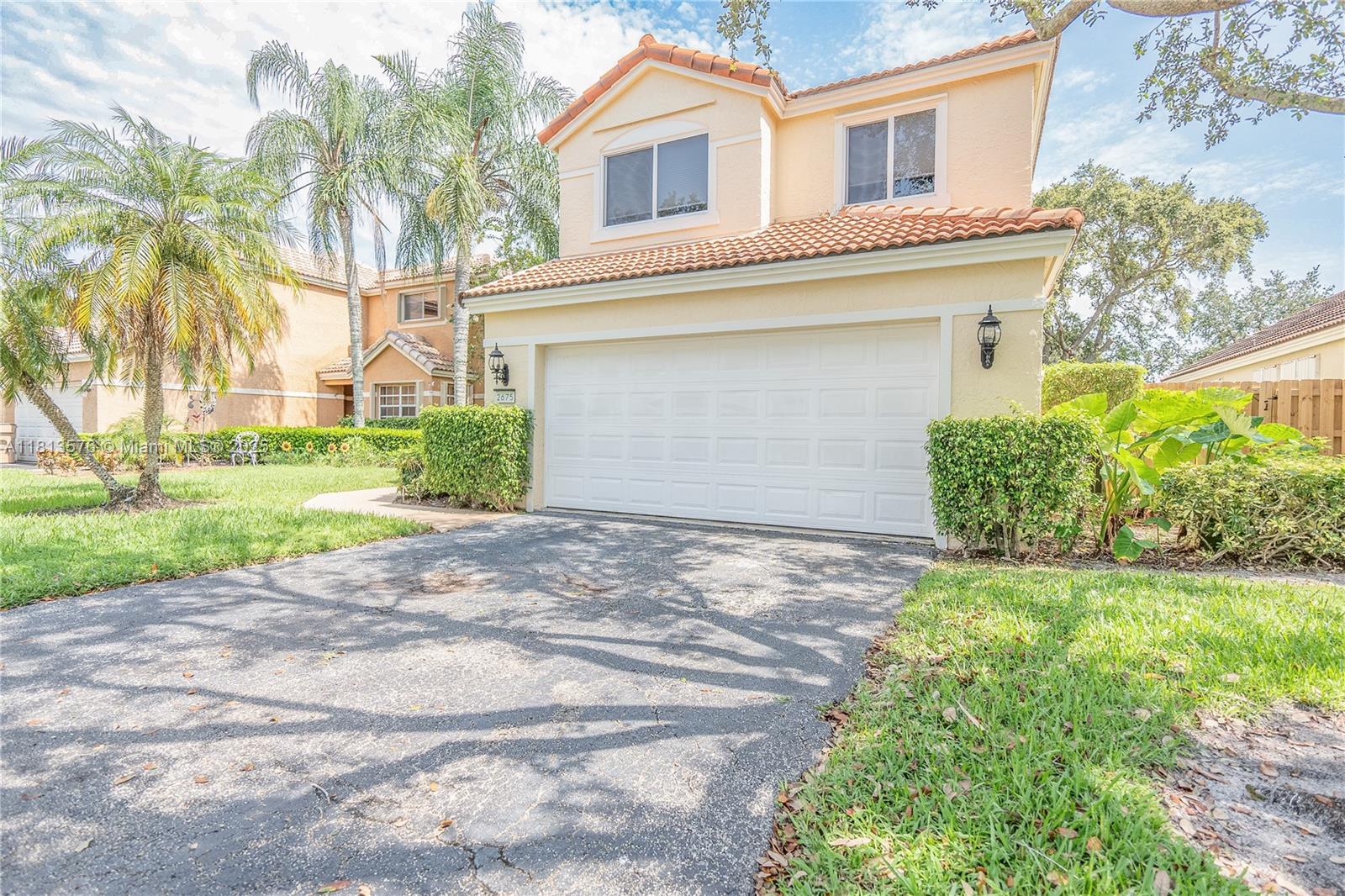 2675 Oak Park Cir