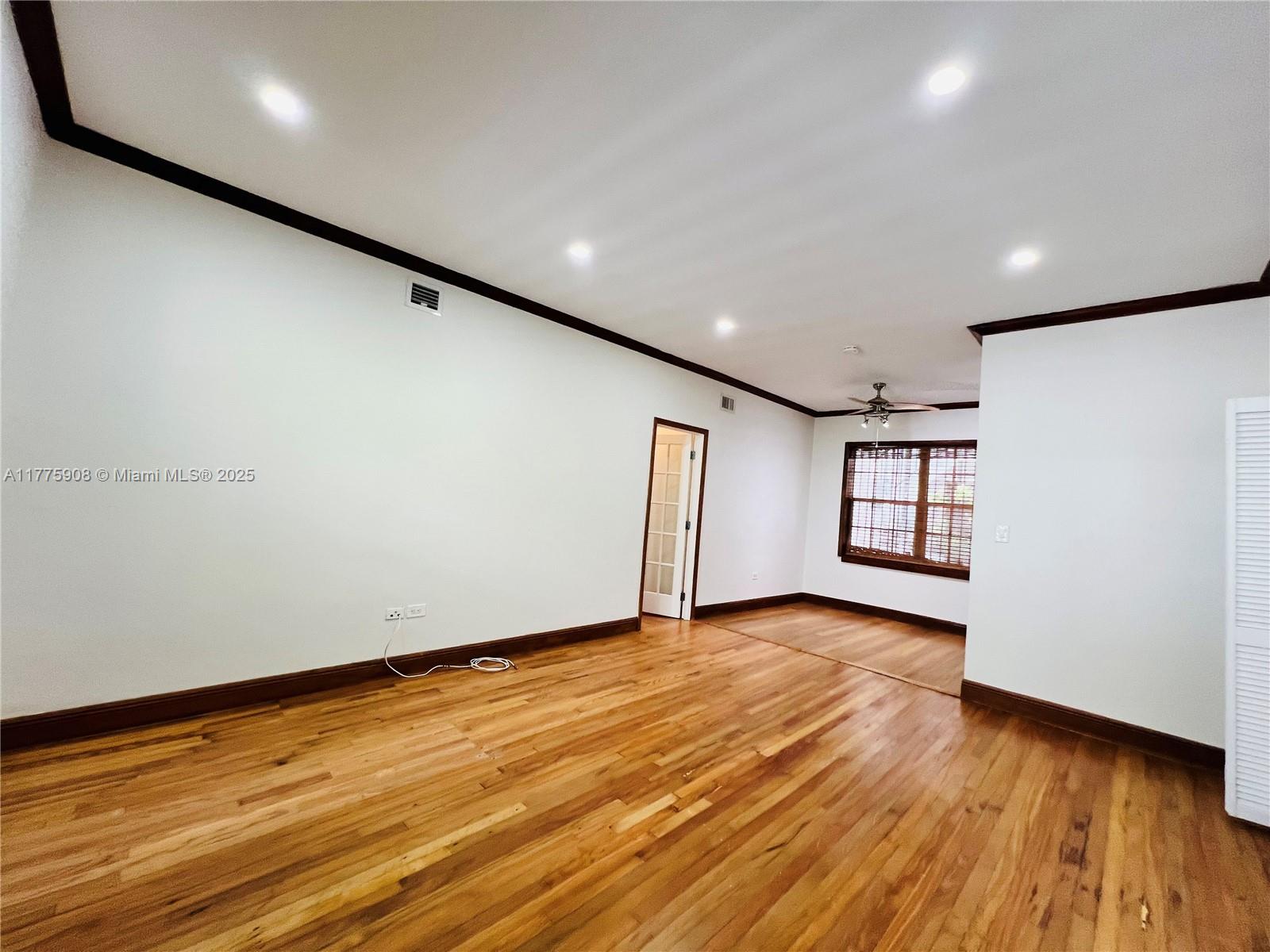 LINCOLN TERRACE SUB - Residential Lease