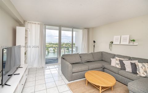 Tiny photo for 5601 Collins Ave #1517, Miami Beach, FL 33140 (MLS # A12044537)