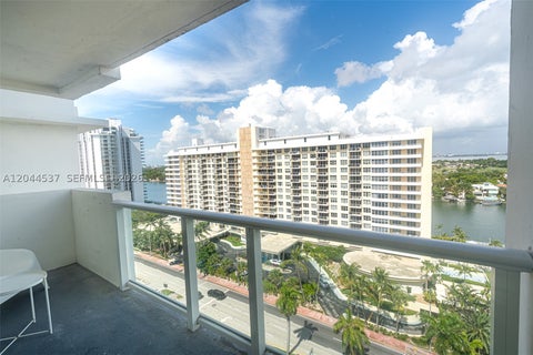 Tiny photo for 5601 Collins Ave #1517, Miami Beach, FL 33140 (MLS # A12044537)