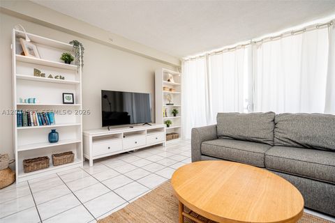 Tiny photo for 5601 Collins Ave #1517, Miami Beach, FL 33140 (MLS # A12044537)
