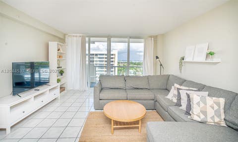 Tiny photo for 5601 Collins Ave #1517, Miami Beach, FL 33140 (MLS # A12044537)