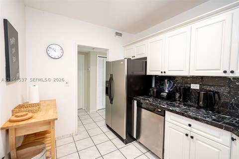 Tiny photo for 5601 Collins Ave #1517, Miami Beach, FL 33140 (MLS # A12044537)
