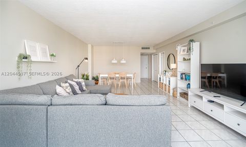 Tiny photo for 5601 Collins Ave #1517, Miami Beach, FL 33140 (MLS # A12044537)