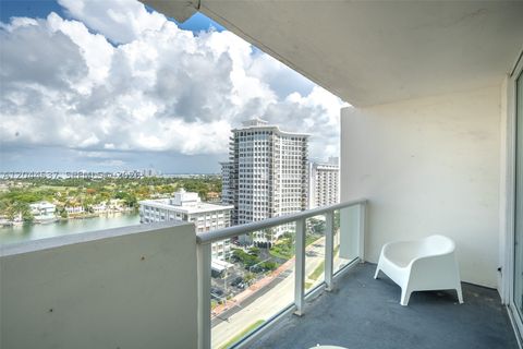 Tiny photo for 5601 Collins Ave #1517, Miami Beach, FL 33140 (MLS # A12044537)