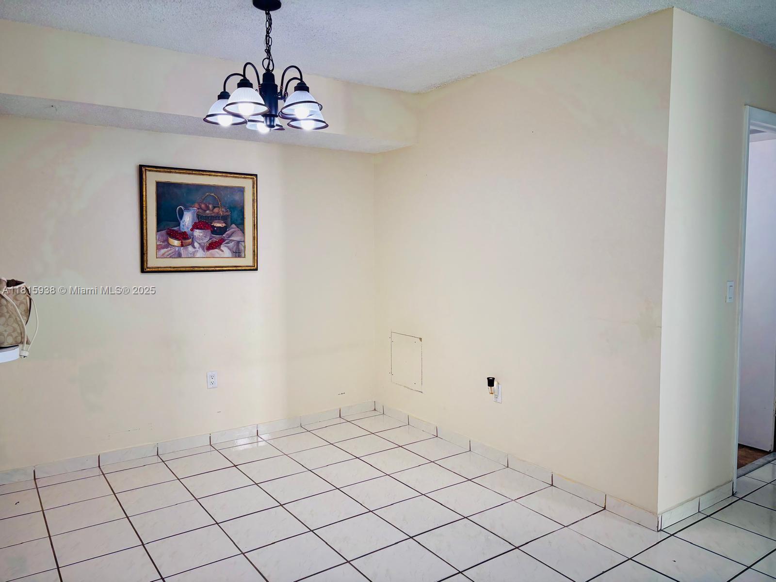 CORAL TOWERS CONDO - Residential