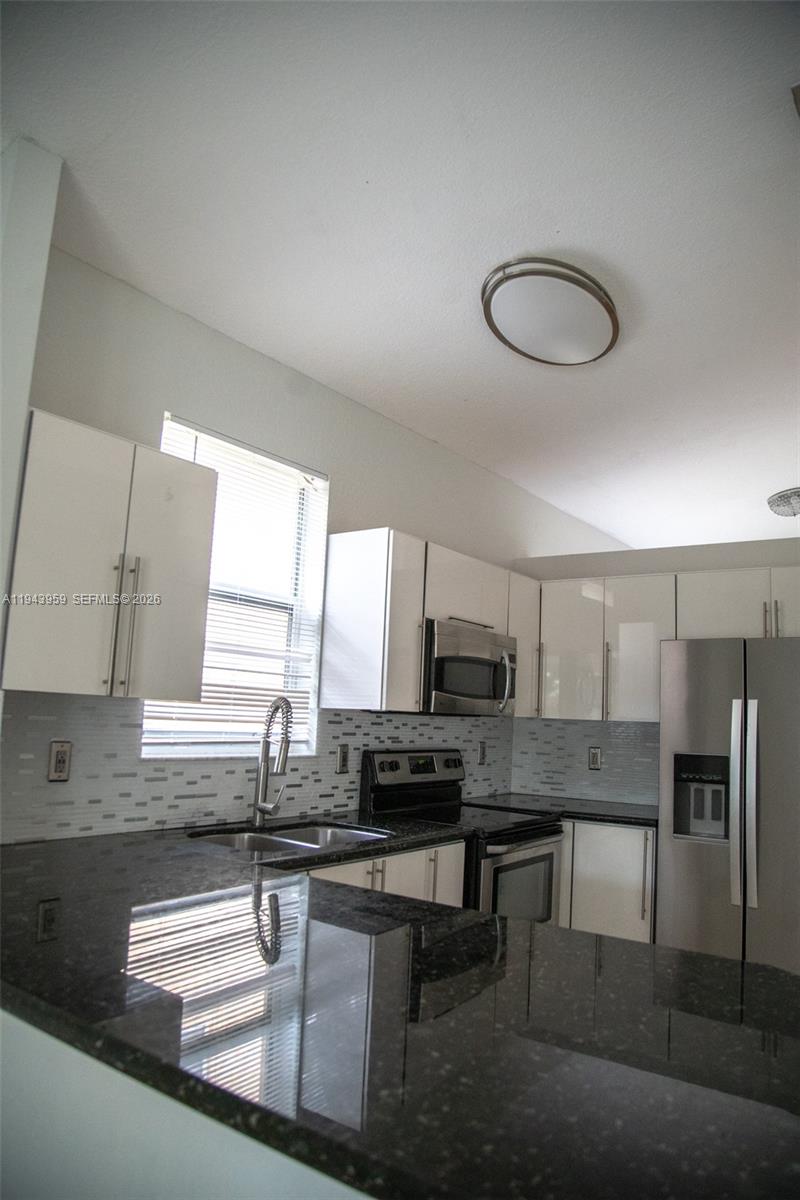 SOMERSET II SOUTH - Residential