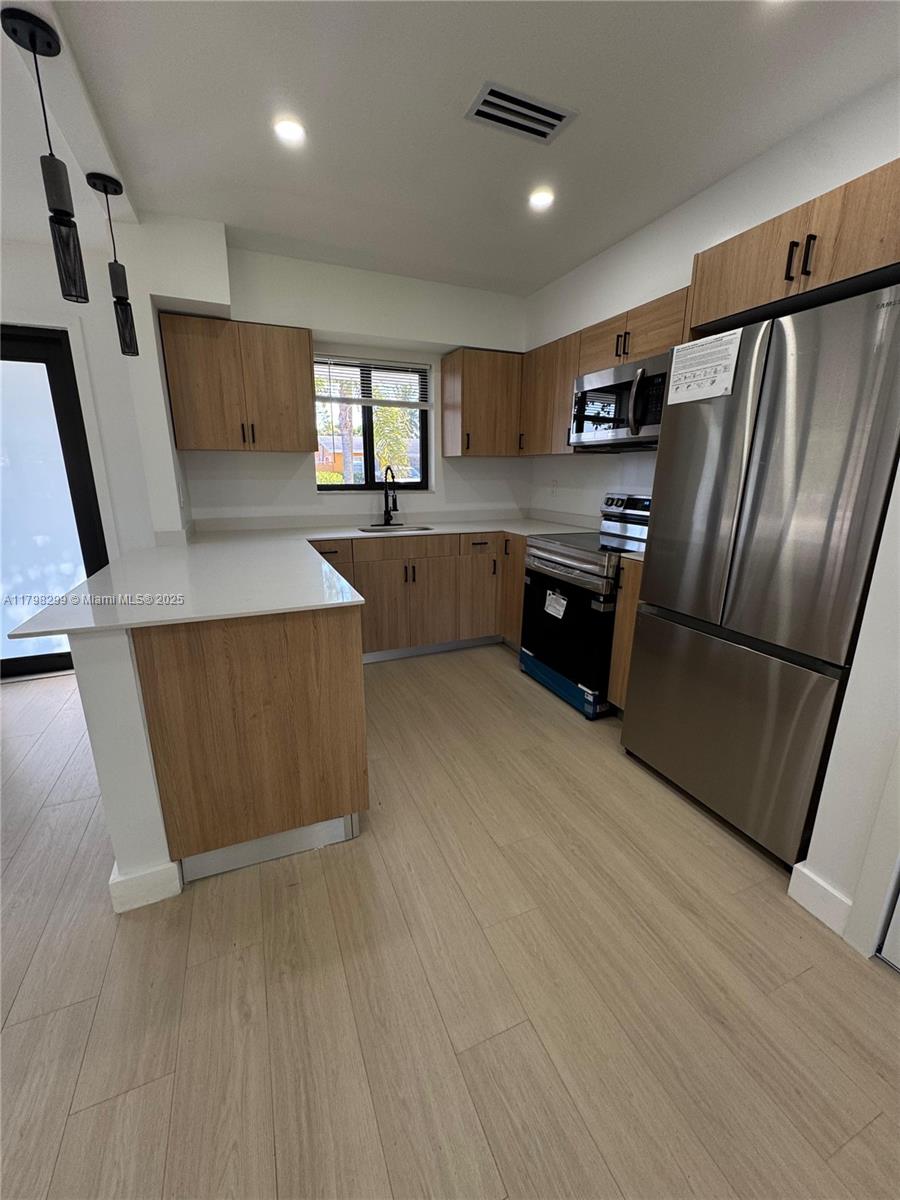 421 SW 11th Ave