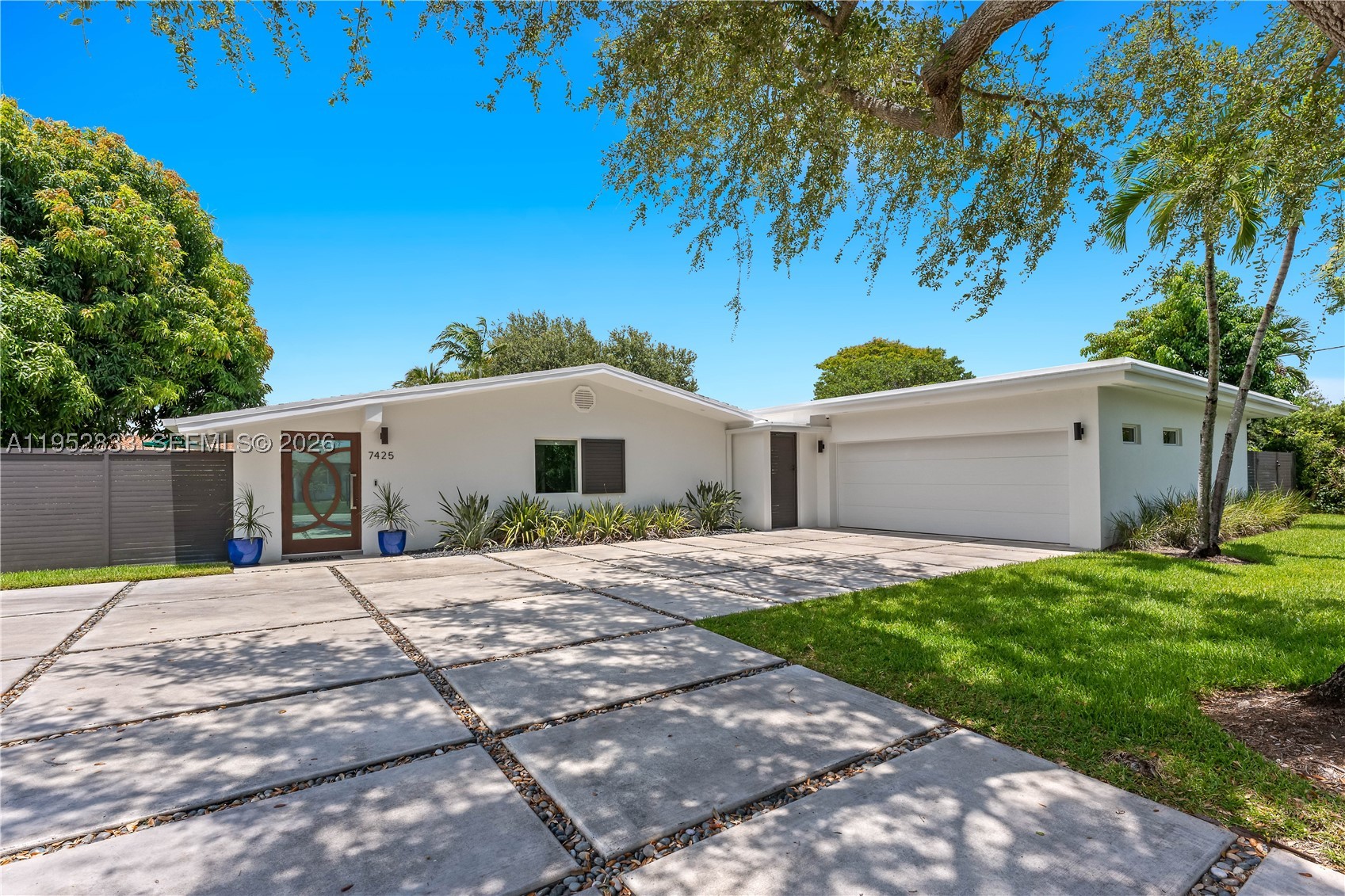 7425 SW 139th Ter