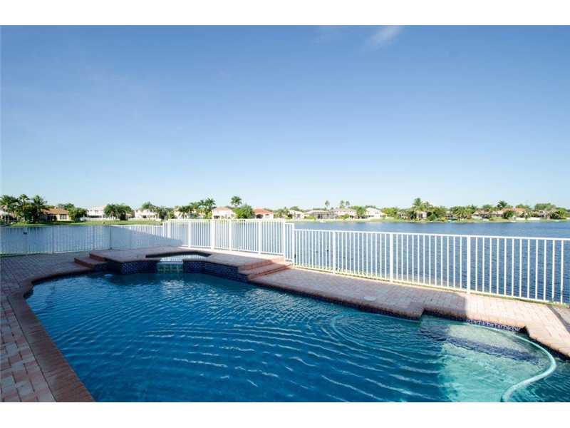 REPLAT OF COUNTRY LAKES S - Residential