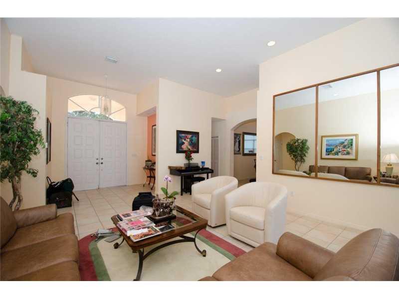 REPLAT OF COUNTRY LAKES S - Residential