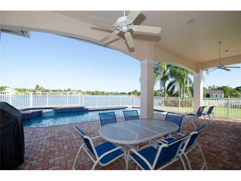 REPLAT OF COUNTRY LAKES S - Residential