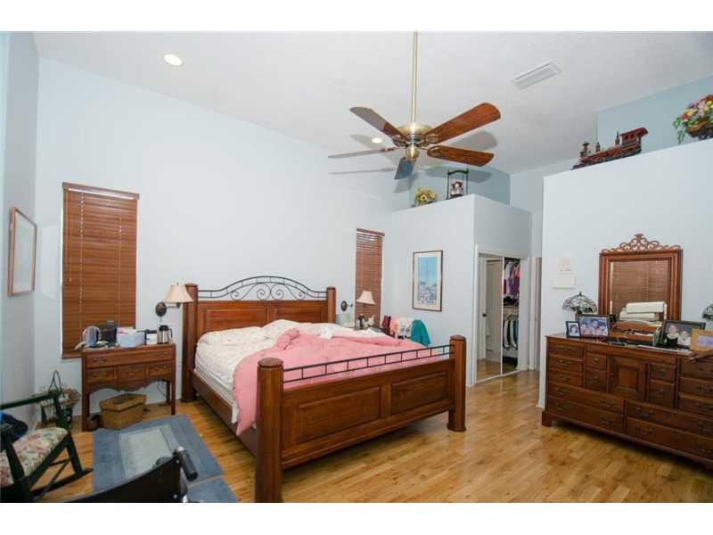 REPLAT OF COUNTRY LAKES S - Residential