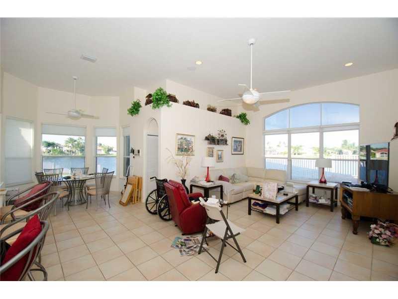 REPLAT OF COUNTRY LAKES S - Residential