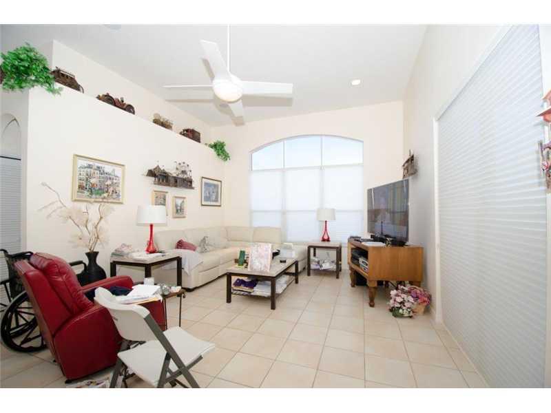 REPLAT OF COUNTRY LAKES S - Residential